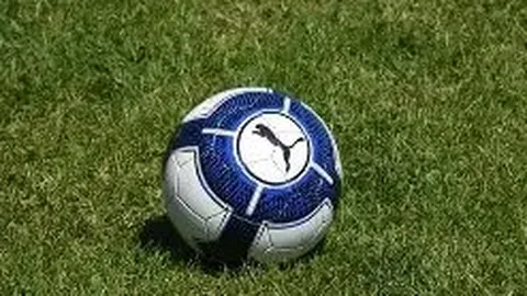 英联赛杯复赛：红军击败喜鹊挺进半决赛