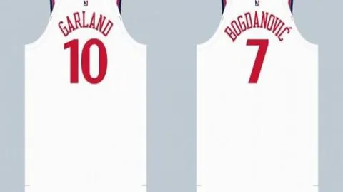 瓦拉内：全力以赴争奖，但仍有人更当之无愧